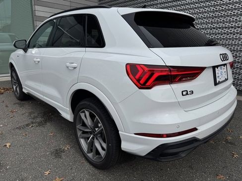 New 2025 Audi Q3 2.0T Premium image 3