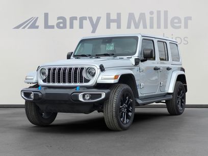 Used 2024 Jeep Wrangler Unlimited Sahara w/ Technology Group