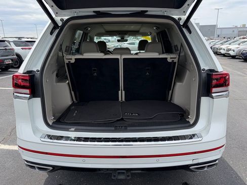 Used 2024 Volkswagen Atlas SEL Premium R-Line AWD/4WD image 47