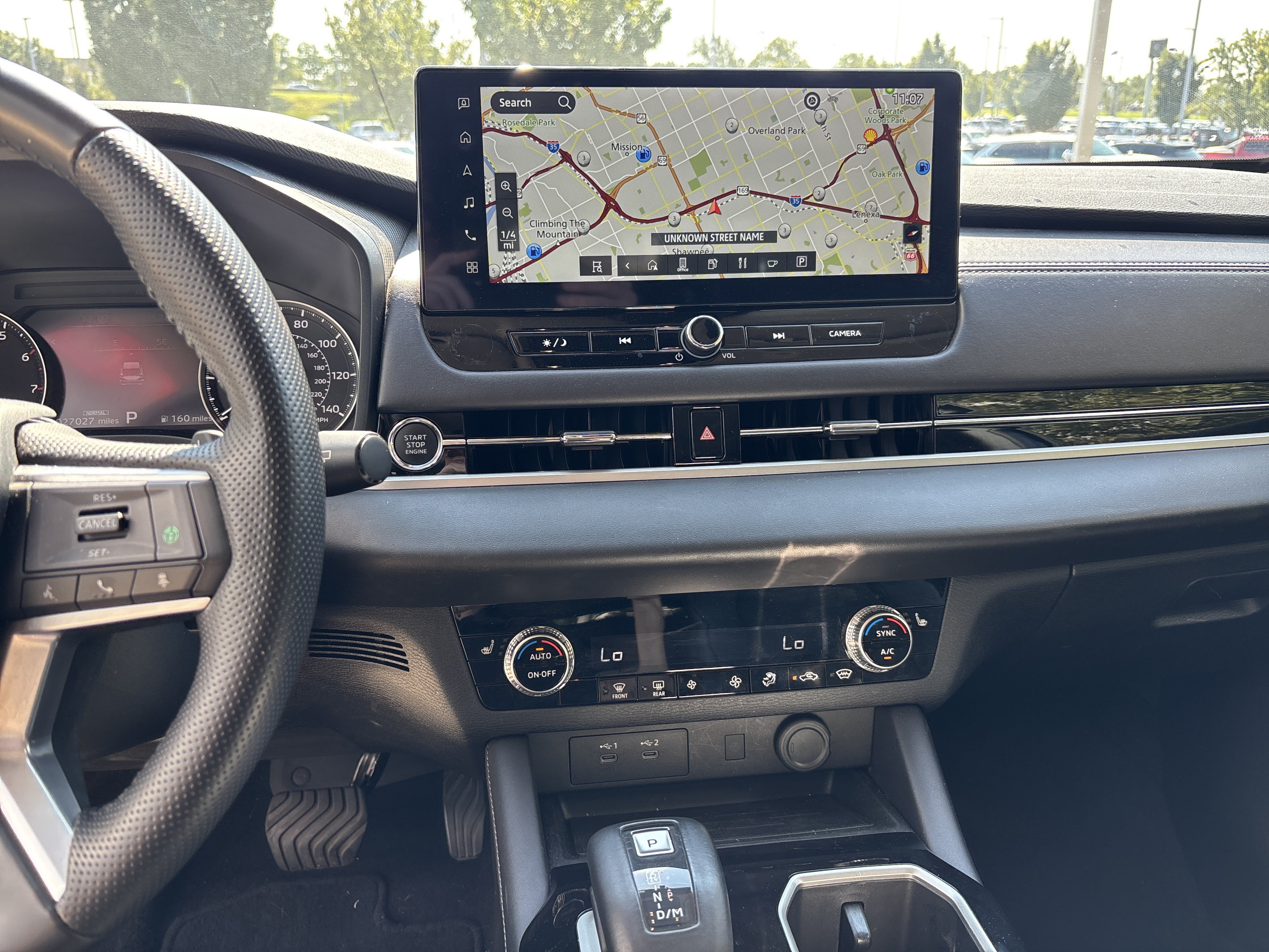 Used 2025 Mitsubishi Outlander SE AWD/4WD image 22