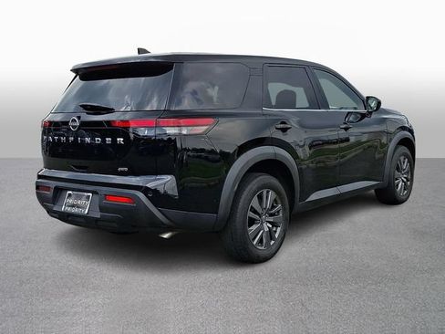 Used 2023 Nissan Pathfinder S AWD/4WD image 4