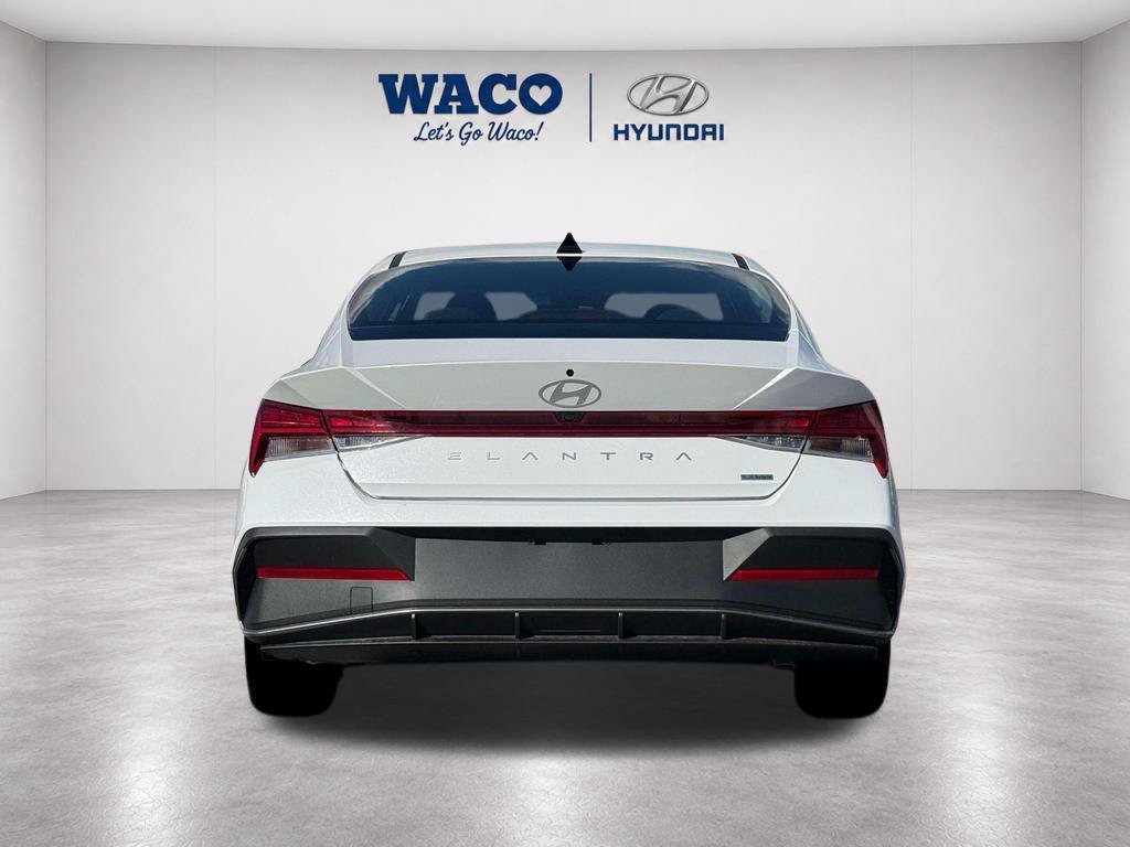 Used 2026 Hyundai Elantra Hybrid FWD image 6
