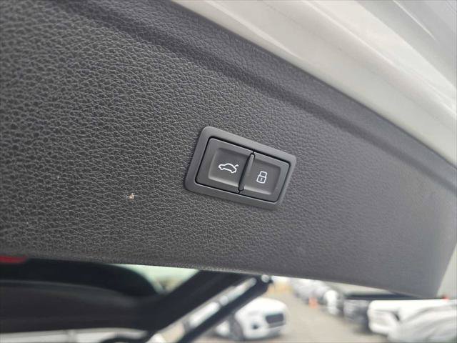 Used 2023 Audi Q5 2.0T Premium Plus w/ Premium Plus Package AWD/4WD image 15