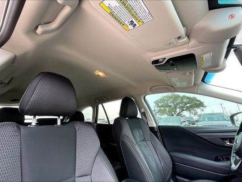 Used 2022 Subaru Outback Premium image 28