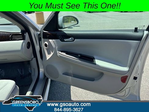 Used 2016 Chevrolet Impala Limited LS FWD image 17