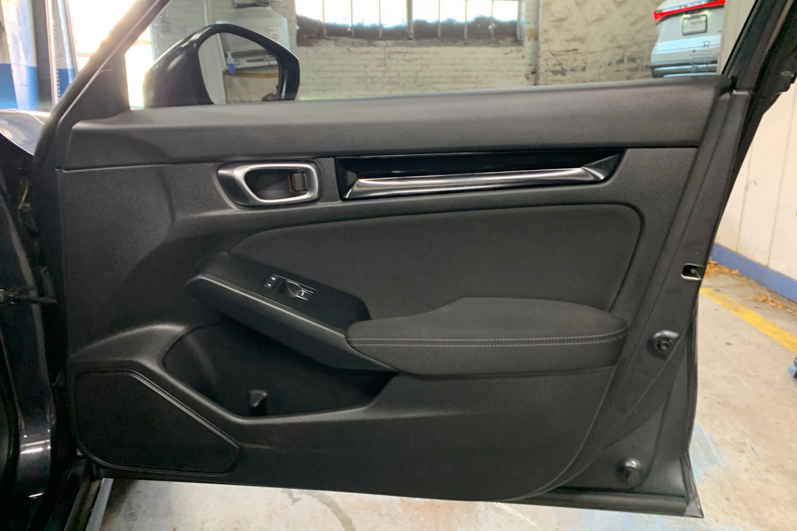 Certified 2025 Honda Civic Sport image 19