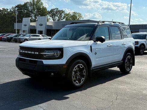 New 2025 Ford Bronco Sport Outer Banks w/ Outer Banks Tech Package+ image 8