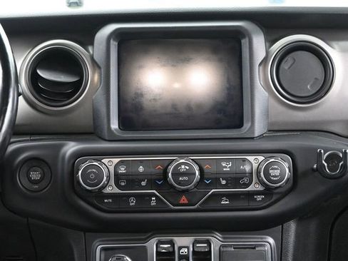 Used 2021 Jeep Wrangler Unlimited Willys image 26