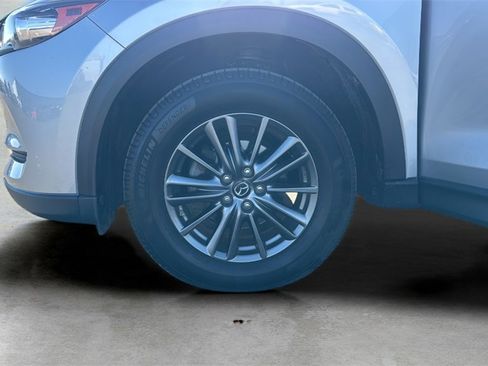Used 2019 MAZDA CX-5 Touring image 36