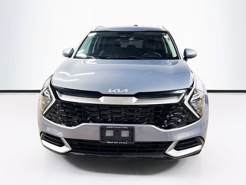 Used 2023 Kia Sportage EX image 2