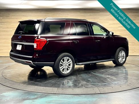 Used 2023 Ford Expedition XLT AWD/4WD image 18
