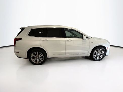 Used 2024 Cadillac XT6 Premium Luxury w/ LPO, Floor Liner Package AWD/4WD image 8