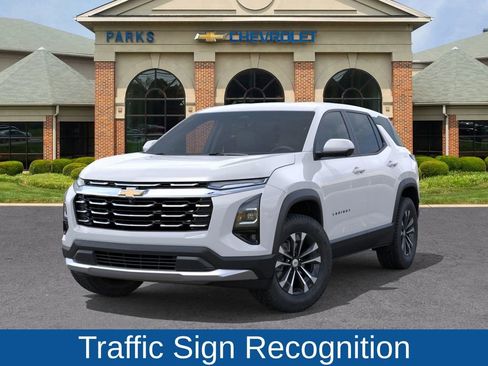 New 2026 Chevrolet Equinox LT w/ Safety and Technology Package image 7