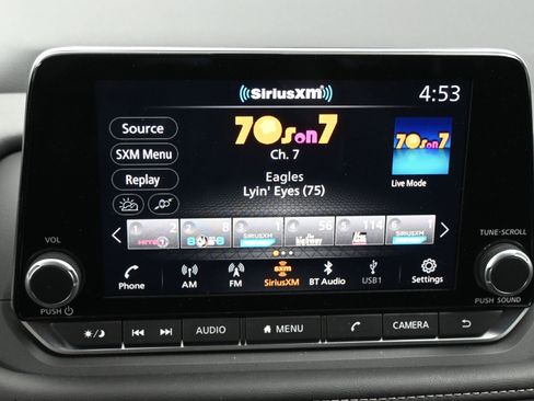 Used 2026 Nissan Rogue SV image 17