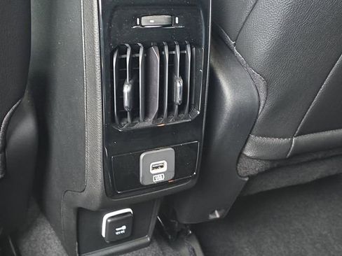 Certified 2024 Jeep Compass Latitude image 29