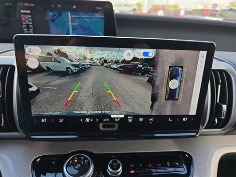 New 2025 Ford Expedition Active image 24