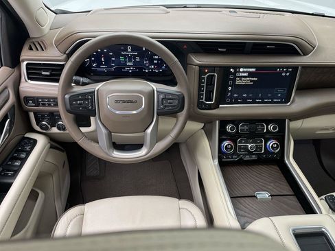 Certified 2024 GMC Yukon Denali AWD/4WD image 16