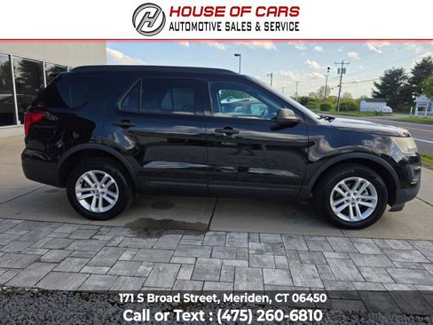 Used 2017 Ford Explorer 4WD image 3