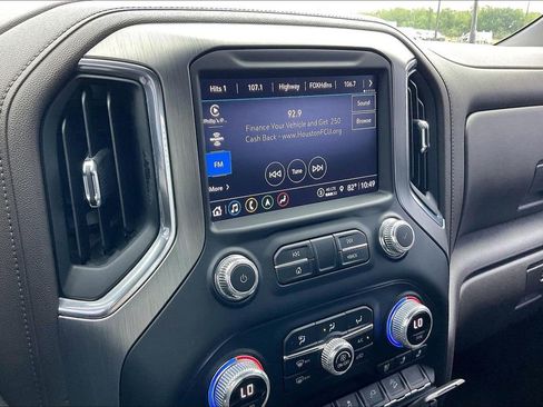 Used 2022 GMC Sierra 1500 Denali w/ Driver Alert Package II AWD/4WD image 24