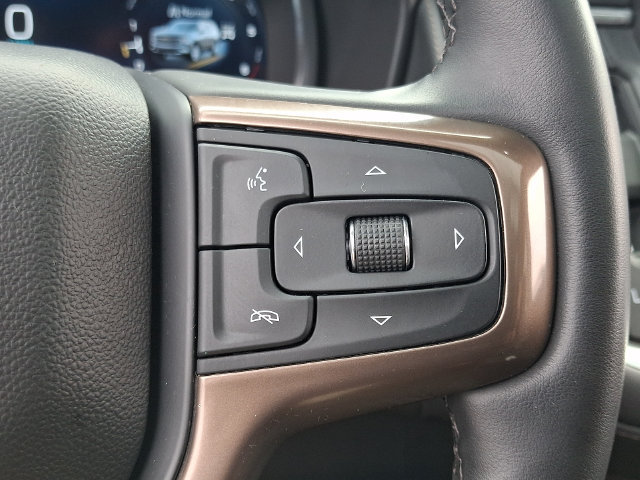 Used 2024 Chevrolet Suburban High Country AWD/4WD image 24
