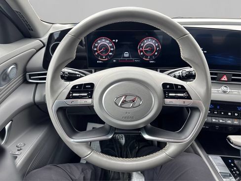 Certified 2023 Hyundai Elantra SEL w/ Convenience Package FWD image 23