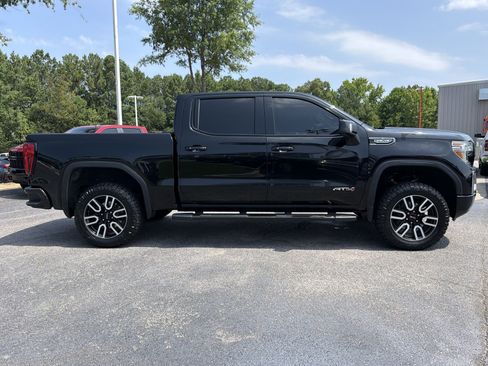 Used 2019 GMC Sierra 1500 AT4 w/ AT4 Premium Package AWD/4WD image 12