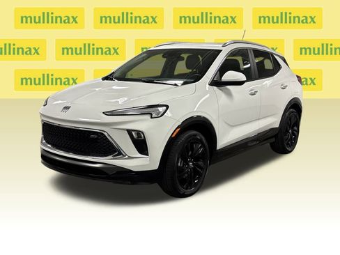 Used 2024 Buick Encore GX Sport Touring w/ Comfort Package image 8