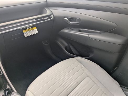 New 2026 Hyundai Santa Cruz SE image 18