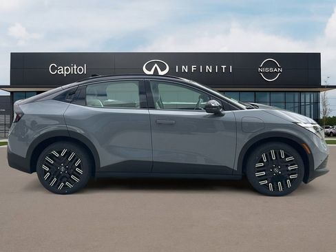 New 2026 Nissan Leaf Platinum+ w/ Cargo Package (Platinum+) image 4