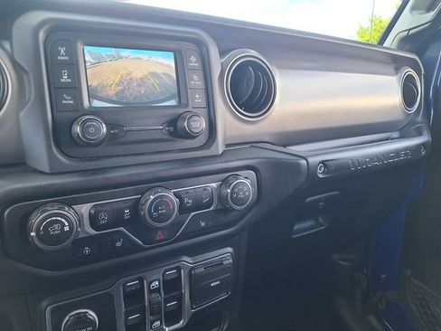 Used 2020 Jeep Wrangler Unlimited Sport S AWD/4WD image 32