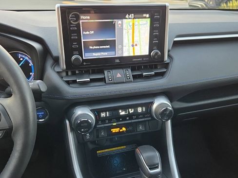 Used 2020 Toyota RAV4 XSE image 25