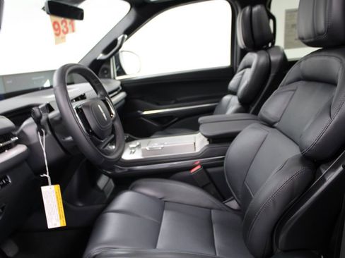 New 2026 Lincoln Navigator L Reserve image 23