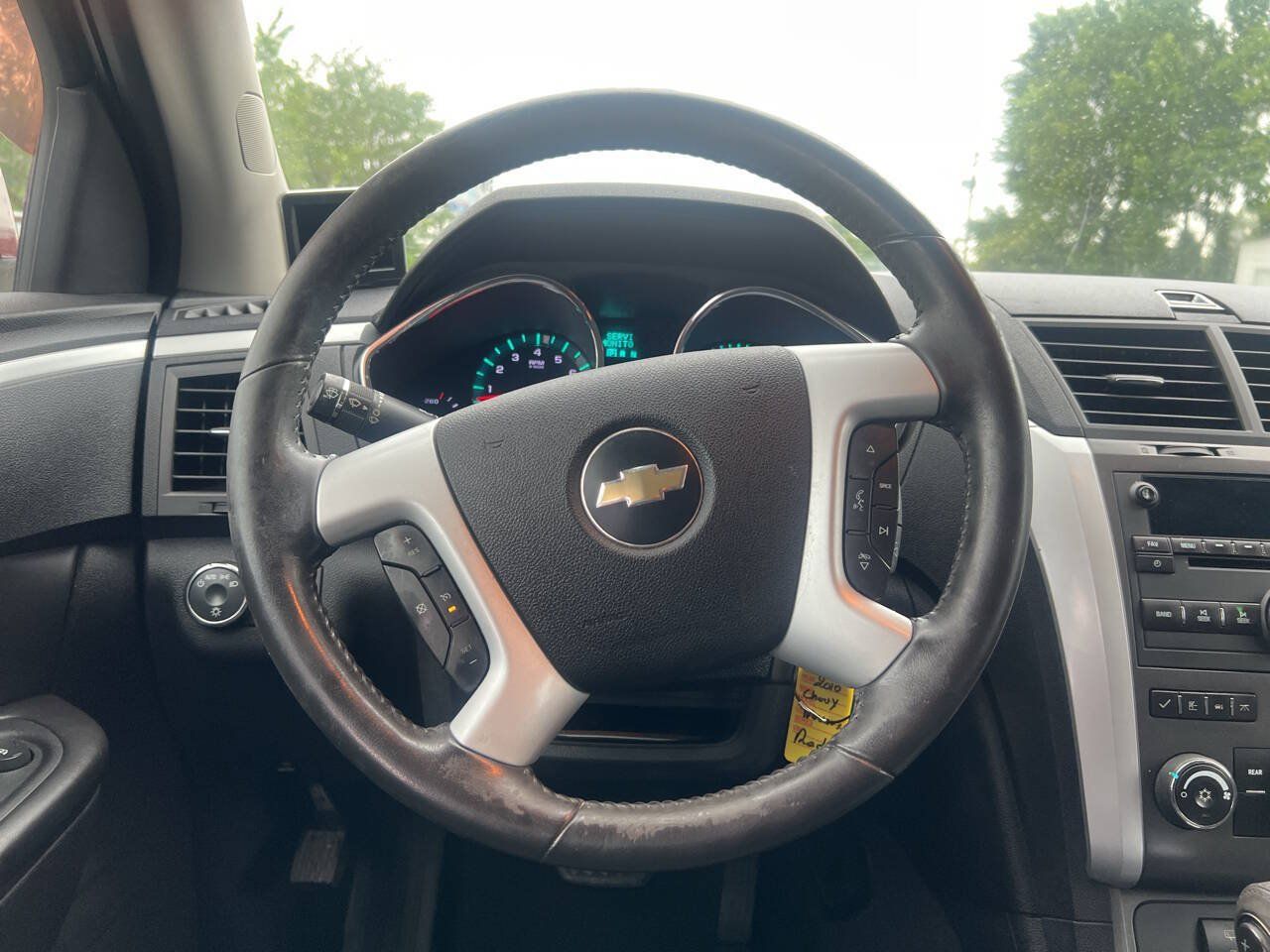 Used 2010 Chevrolet Traverse LT AWD/4WD image 17