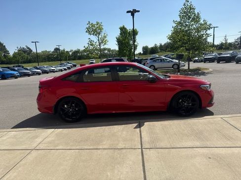 Certified 2024 Honda Civic Sport image 5