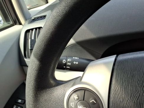 Used 2013 Toyota Prius Two image 18