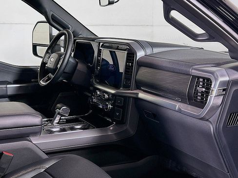 New 2025 Ford F150 Lariat w/ Equipment Group 502A High image 30