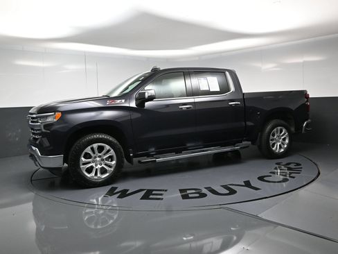 Used 2024 Chevrolet Silverado 1500 LTZ w/ Z71 Off-Road Package AWD/4WD image 6