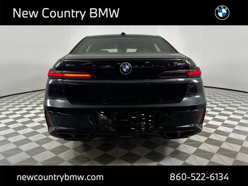 New 2026 BMW 760i xDrive w/ Premium Package image 6