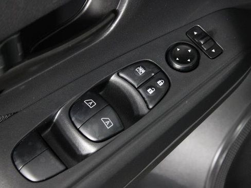 Certified 2025 Nissan Kicks Play S FWD image 22