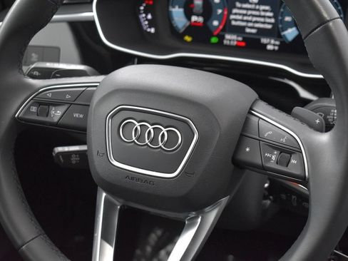 Used 2025 Audi Q3 2.0T Premium AWD/4WD image 14