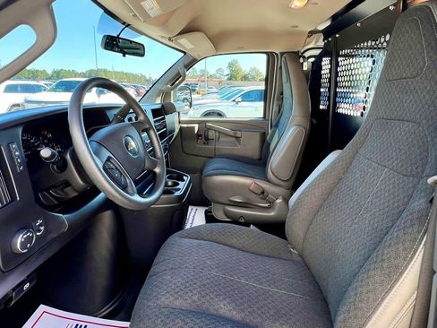 Used 2024 Chevrolet Express 2500 w/ Driver Convenience Package image 2