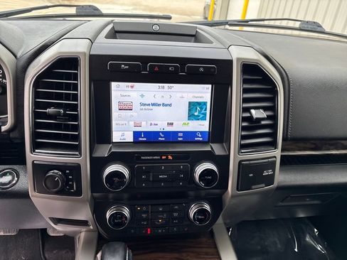 Used 2020 Ford F150 Lariat w/ Equipment Group 502A Luxury image 22