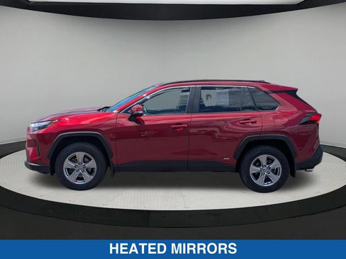Used 2022 Toyota RAV4 XLE w/ Convenience Package AWD/4WD image 7