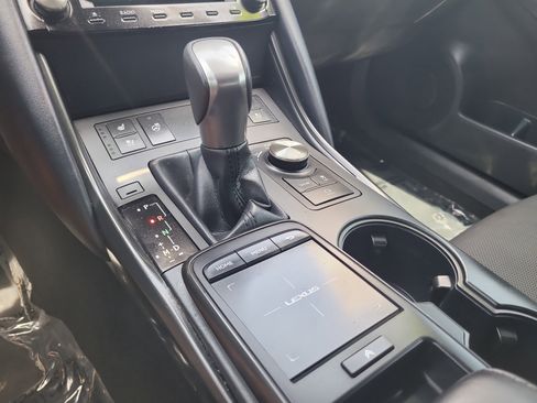 Used 2023 Lexus IS 300 w/ Comfort Package RWD image 27