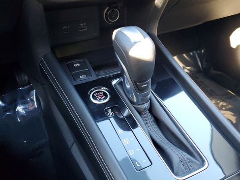 Certified 2023 Nissan Kicks SV image 25