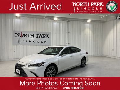 Used 2020 Lexus ES 300h w/ Premium Package