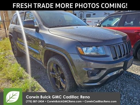 Used 2015 Jeep Grand Cherokee Altitude image 3