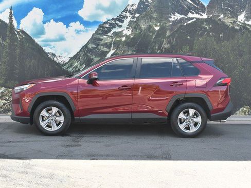 Certified 2024 Toyota RAV4 XLE AWD/4WD image 7