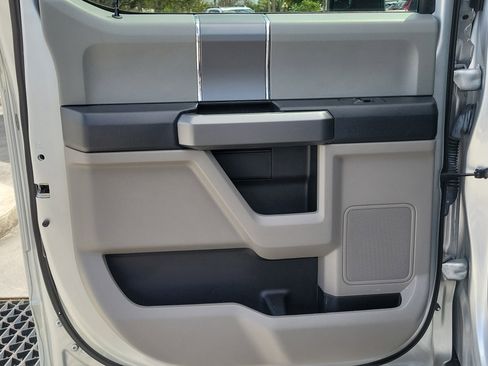 Used 2017 Ford F150 XLT w/ Equipment Group 302A Luxury image 13