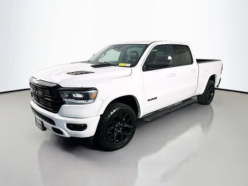Used 2021 RAM 1500 Laramie AWD/4WD image 3